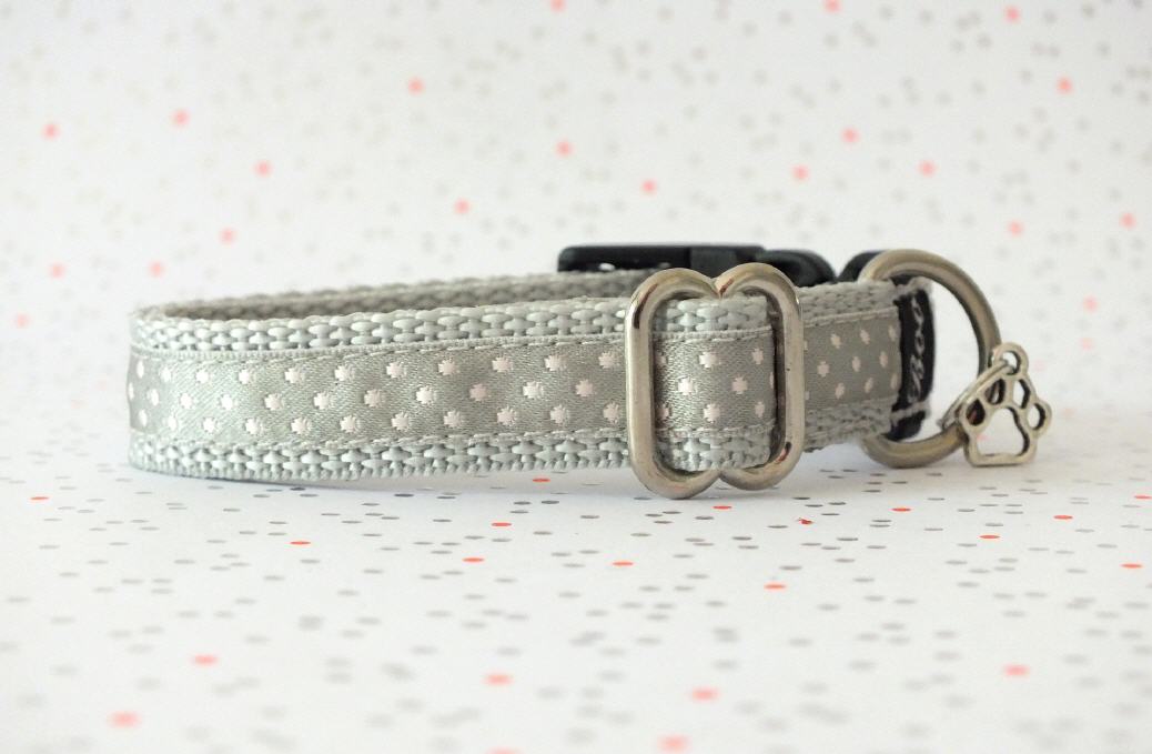 hellgrau-rosa P&uuml;nktchen